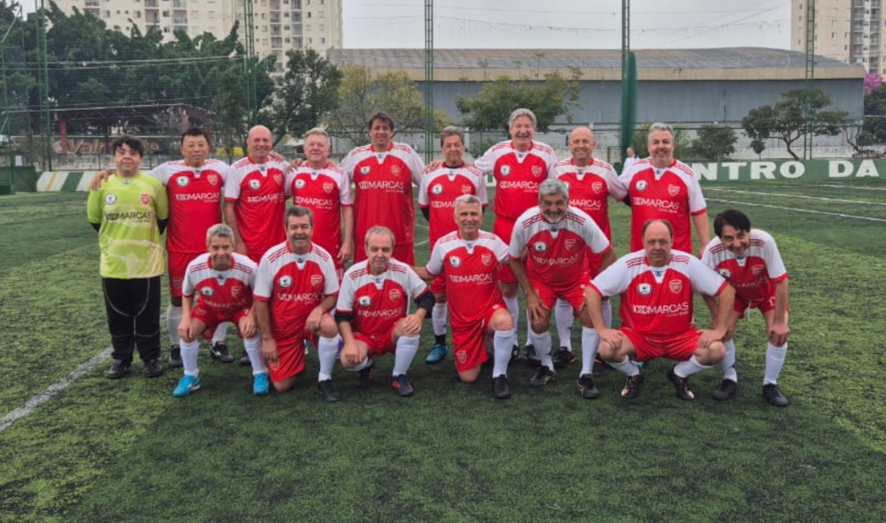 club kit photo