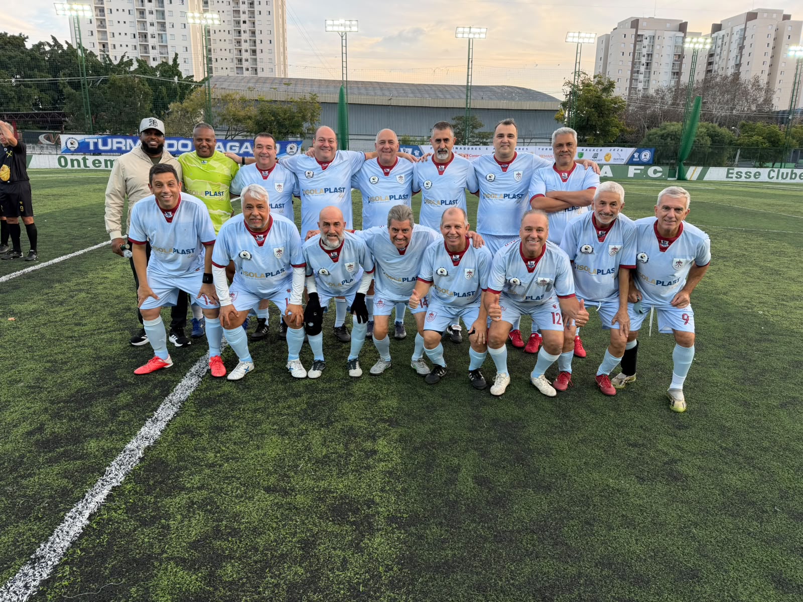 club kit photo