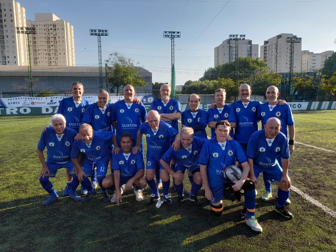club kit photo